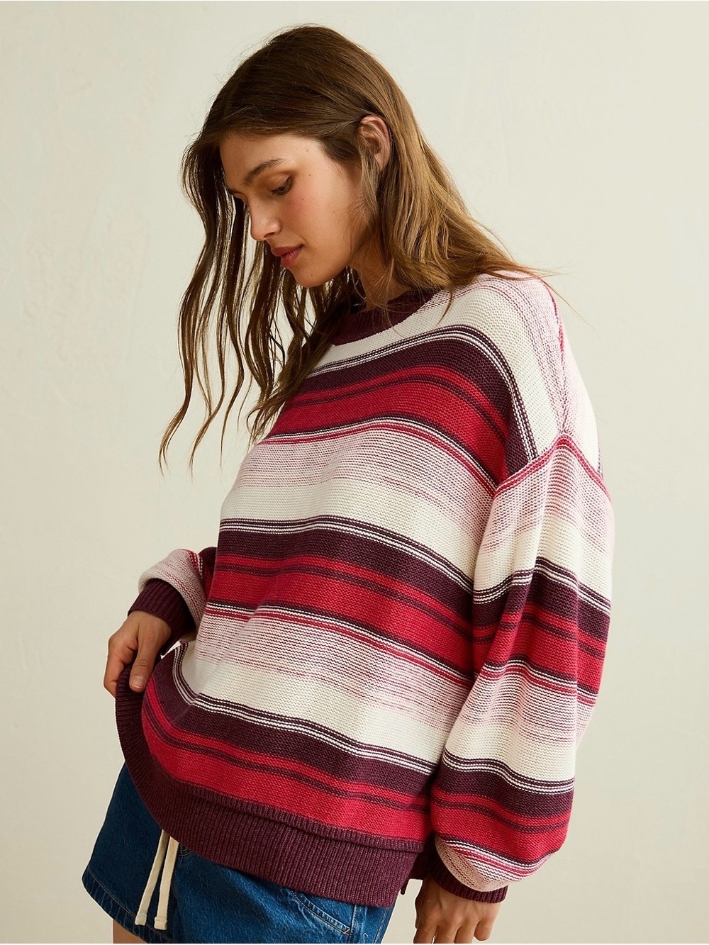 AE Oversized Crew
Neck Sweater